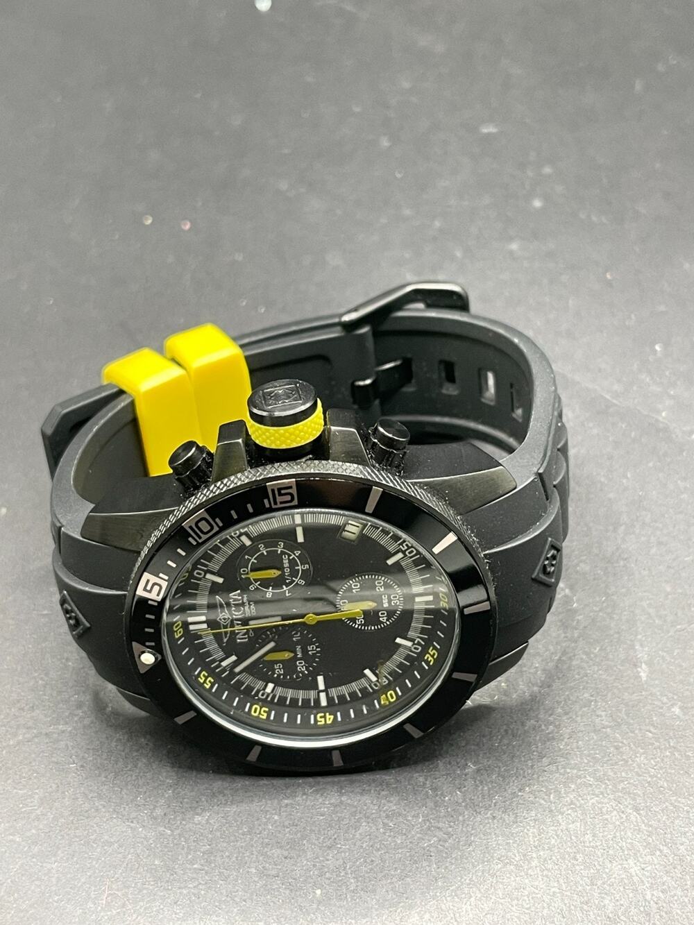 Invicta Men's 11748 Pro Diver Quartz Chronograph Black Dial Watch Black Silicone